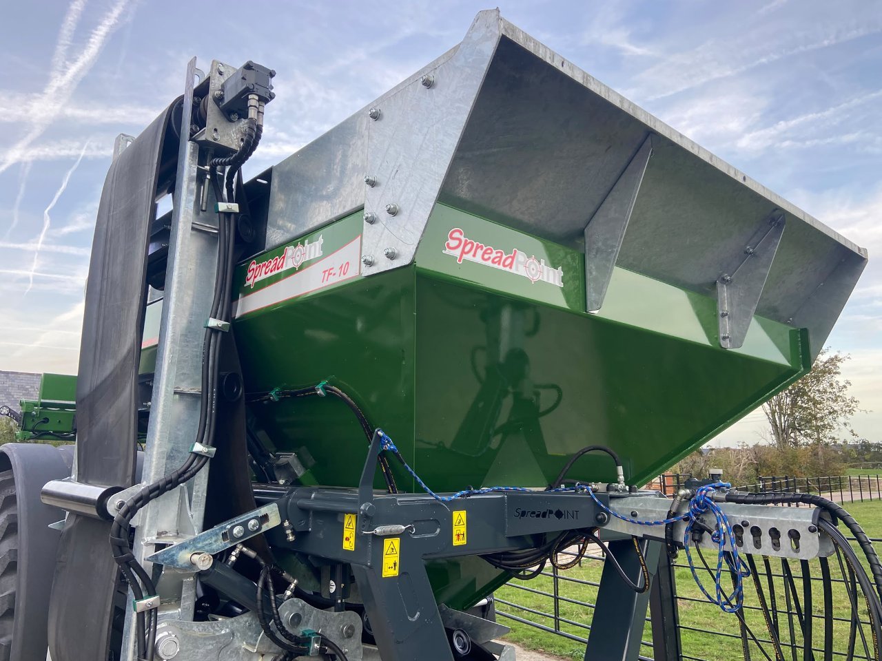 SpreadPoint TF-10 Gravel Cart