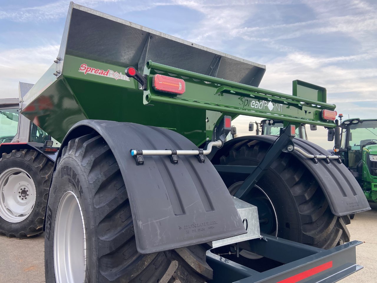 SpreadPoint TF-10 Gravel Cart