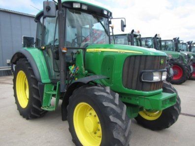 John Deere 6120SE