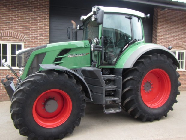 Fendt 828 Profi-Plus