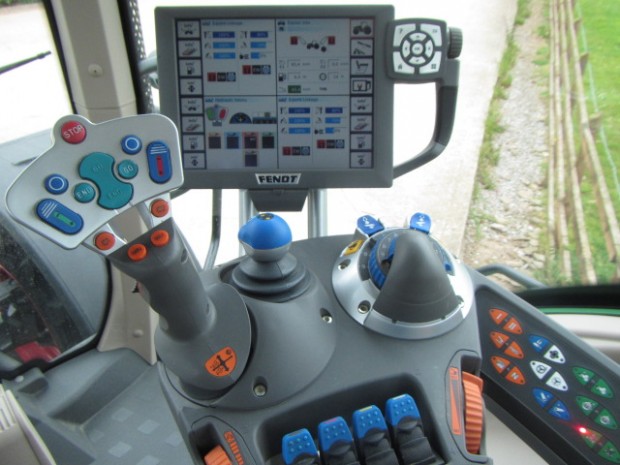 Fendt 828 Profi-Plus