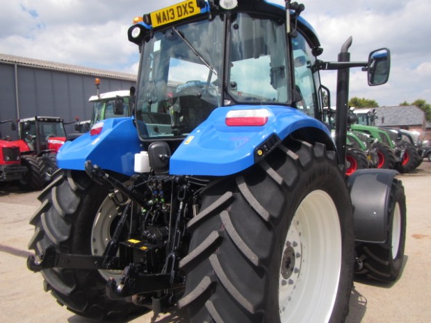 New Holland T5.105