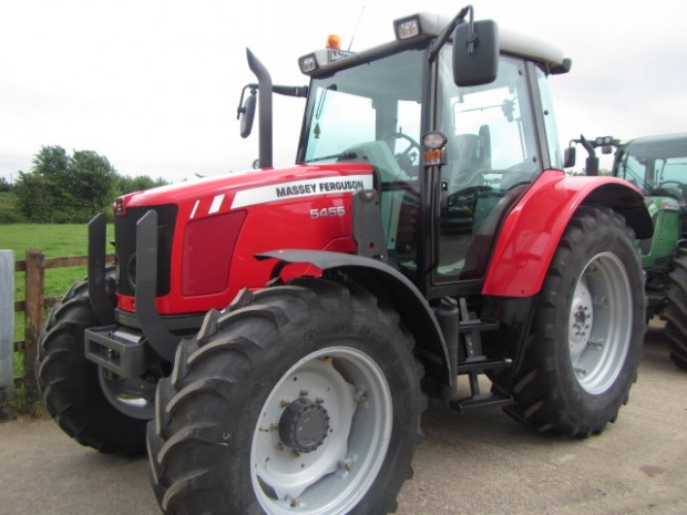 Massey Ferguson 5455