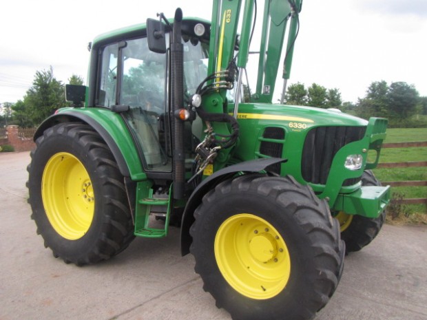 John Deere 6330
