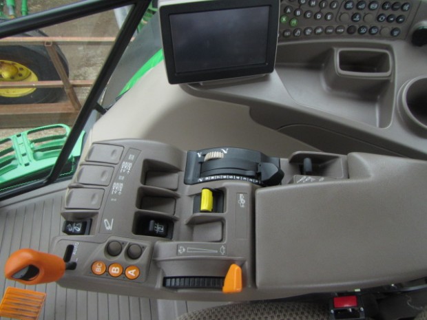 John Deere 6190R