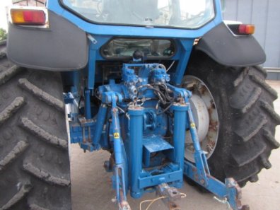 Ford TW25
