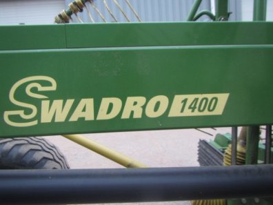 Krone Swadro 1400 grass rake