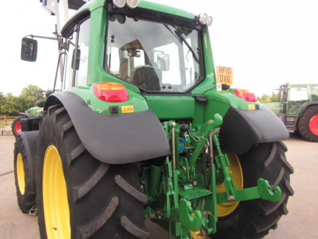 John Deere 6430