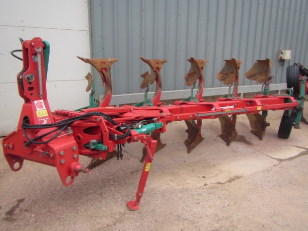 Kverneland EG 85/300 5 furrow plough