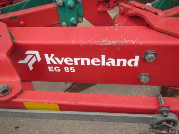 Kverneland EG 85/300 5 furrow plough